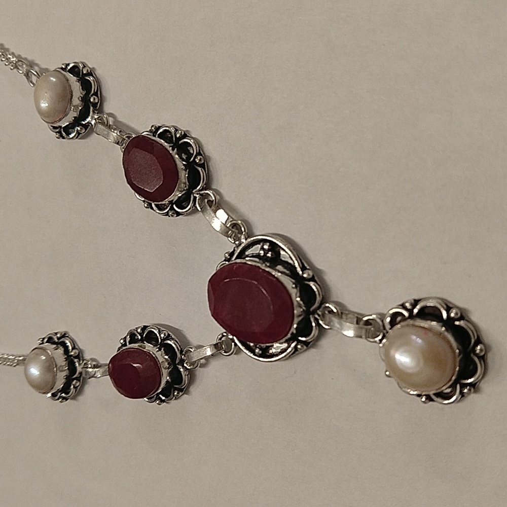 spinel and pearl necklace